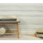 Márvány mintás krém alapon sötétebb drappos csillámos elegáns strukturált vlies-vinyl tapéta