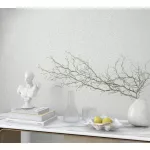 Ritus: Fehér alapon fémes gyöngyházfehér virág mintás (mosható) vlies-vinyl tapéta