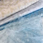 Glitteres farsangi/karácsonyi organza hópelyhekkel: HALVÁNY KÉK