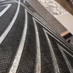 Metálos kollekció Speciel FX2: Antracit-ezüst geometrikus sugárjáték mintás (mosható) vlies-vinyl tapéta