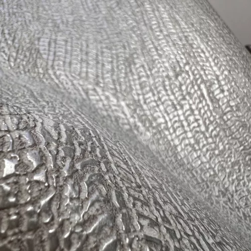 Metálos kollekció Speciel FX2: Hamuszürke-ezüst bőrtextúrás (mosható) vlies-vinyl tapéta