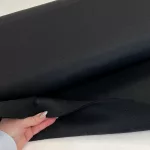 Fekete 100 cm sz. vastag barkácsfilc (4 mm vastag)