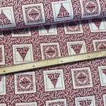Piros négyzetekben karácsonyi motívumok dekortextil (TH)