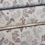 Natúr alapon barna ágas-leveles dekortextil (TH)