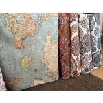 Kék világtérképes dekortextil