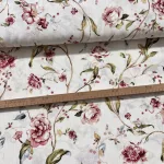 Világos alapon rózsaszín rózsás-indás dekortextil