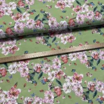 Zöld alapon rózsaszín cseresznyevirágos dekortextil (A)