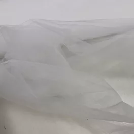   1,4 m EGYBEN KÉRHETŐ Fehér (tört fehér) fátyol tüll (160 cm széles)