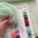 Alma zöld fátyol tüll (300 cm széles) (17)