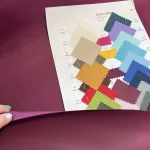 Bordós-padlizsános színű erős (vízhatlan, UV-álló) gyöngyvászon (#51 300D Purple19)