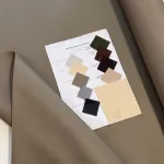 Sötét drapp erős (vízhatlan, UV-álló) gyöngyvászon (#94 600/300D)