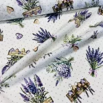 Fehér alapon levendula a polcon vízlepergető szövet