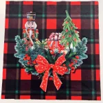 EXTRA AKCIÓS: Karácsonyi plüssös panel: Kockás alapon Diótörős (46*46 cm)