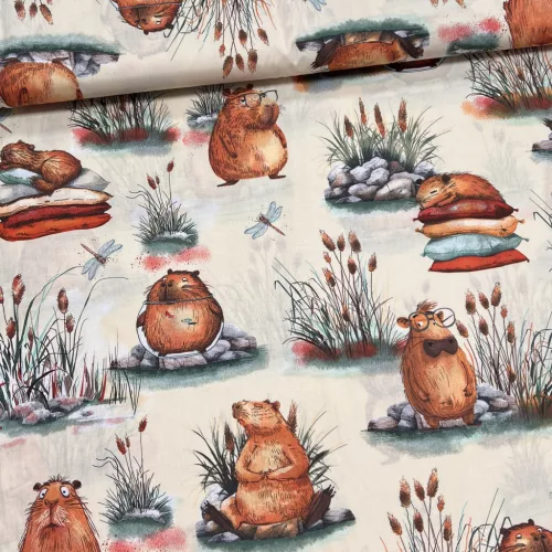 Ekrü alapon Capibara 160 cm sz. pamutvászon