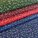 Kék alapon fehér pitypangos kékfestő jellegű pamutvászon