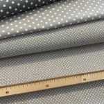 Vil. Szürke (7676 Ash grey) a. 2 mm-es pöttyös pamutvászon