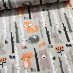 Szürkés-zöld alapon erdei állatok (maci, róka, nyuszi) 160 cm sz. pamutvászon (KA)