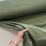 Sötétebb keki egyszínű pamutvászon (Dk. khaki 18-0523)