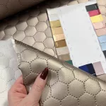 Steppelt műbőr flíz béléssel: Metál hideg barna (#7)