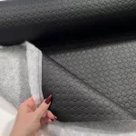 Steppelt műbőr flíz béléssel: Fekete kis steppelt (#7)