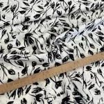 Fehér alapon fekete tulipános viszkóz voile