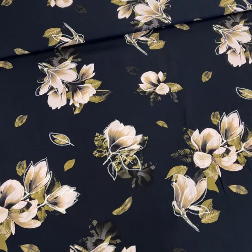 Fekete alapon magnólia levelekkel viszkóz voile