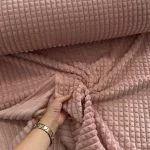 0,7 m EGYBEN KÉRHETŐ Dombor mintás wellsoft: Dusty baby pink